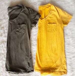 Basic v neck pocket t shirts sz S bundle